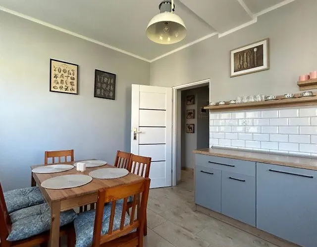 Nad Galeria Blisko Centrum Kudowy * 쿠도바-즈루이