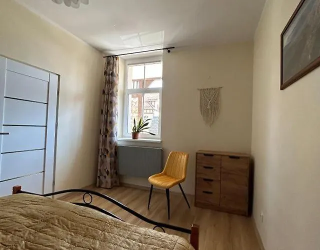 Nad Galeria Blisko Centrum Kudowy 아파트 쿠도바-즈루이